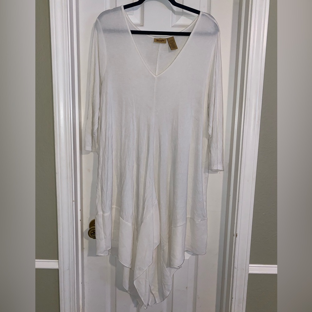 Wrangler White V-Neck Tunic Top